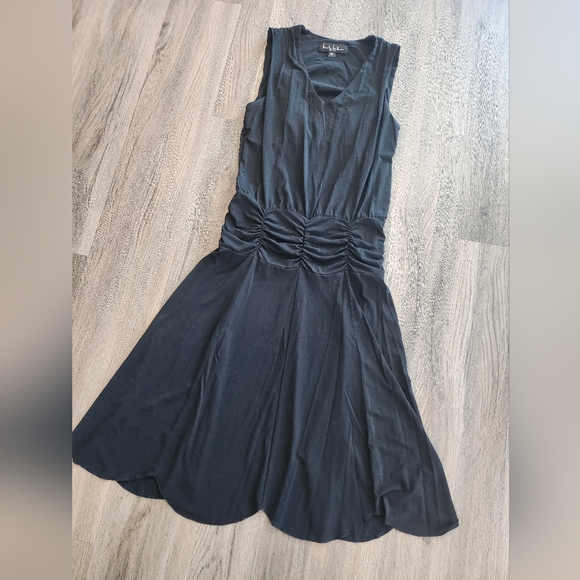 Vintage Nicole Miller Elegant Sleeveless Midnight Cocktail Dress - Picture 1 of 7